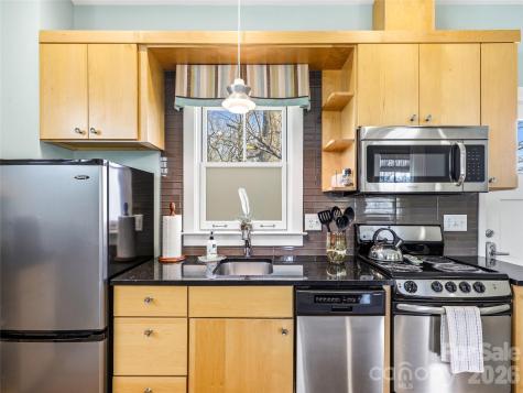 41 Cumberland Circle Asheville NC 28801