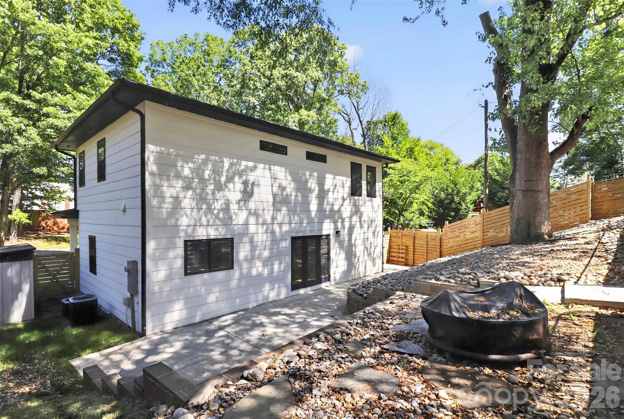 5026 Buckingham Drive Charlotte NC 28209