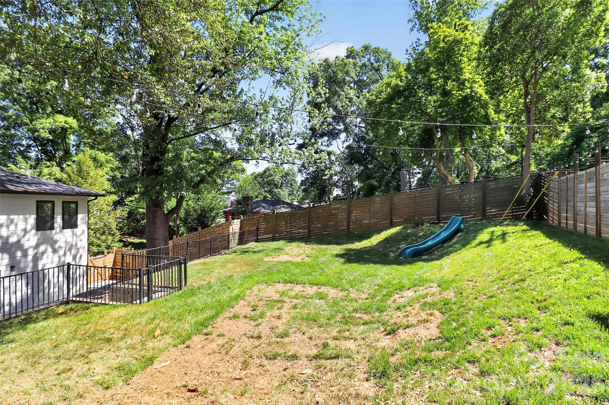 5026 Buckingham Drive Charlotte NC 28209