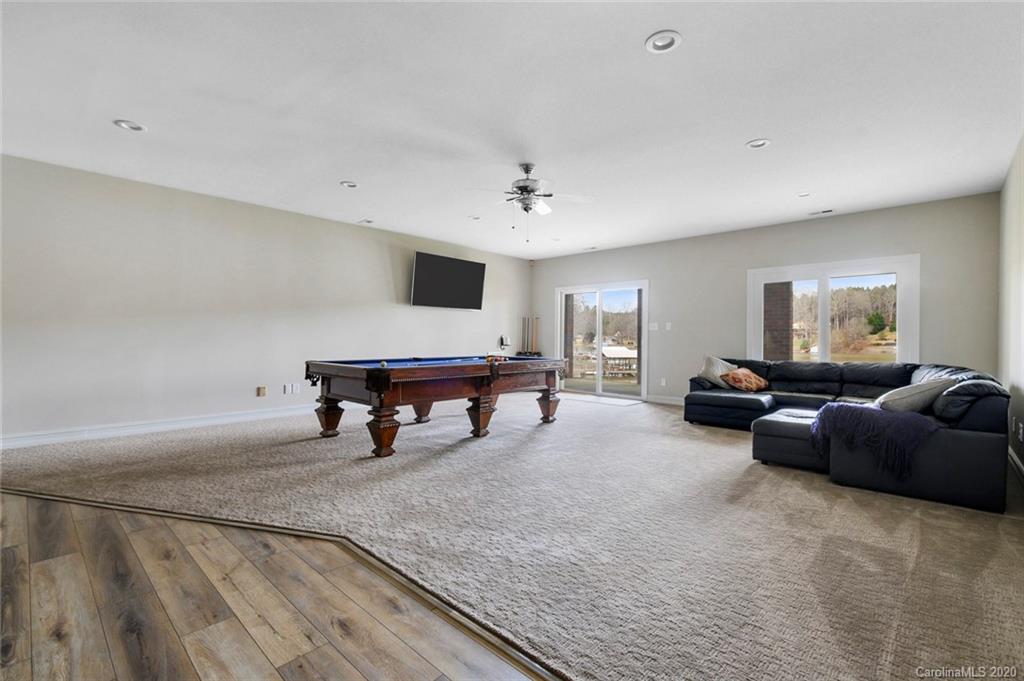 9332 Windygap Road Charlotte NC 28278