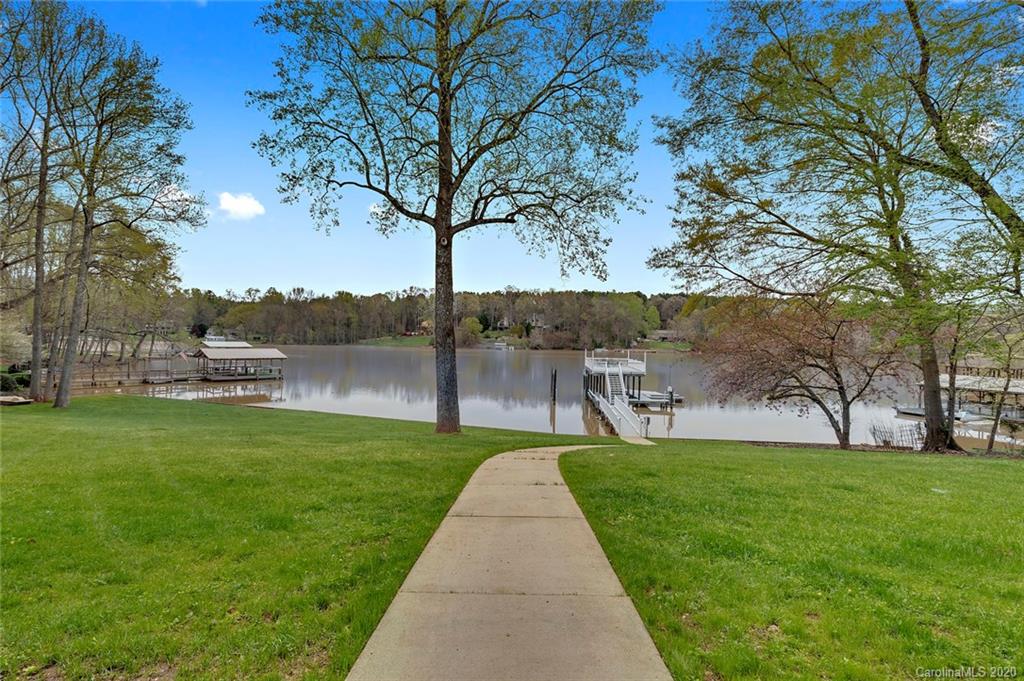 9332 Windygap Road Charlotte NC 28278