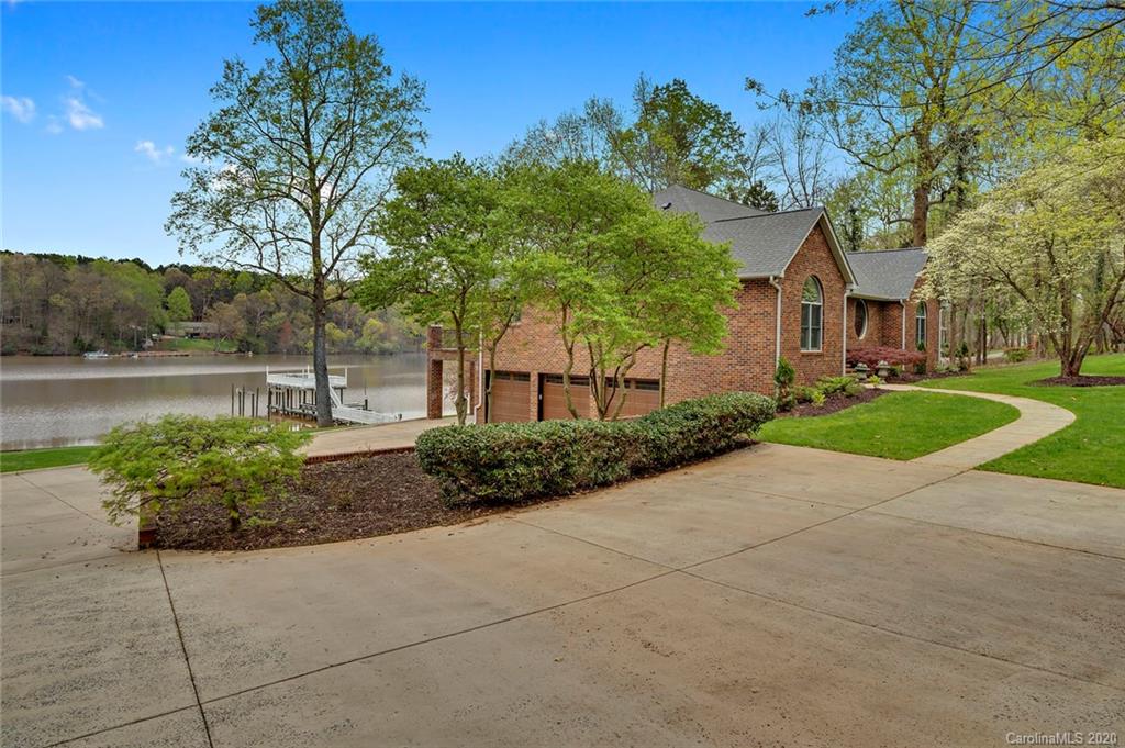 9332 Windygap Road Charlotte NC 28278