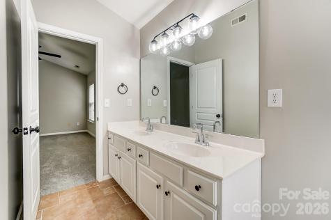 4914 Sunset Ridge Court Charlotte NC 28269