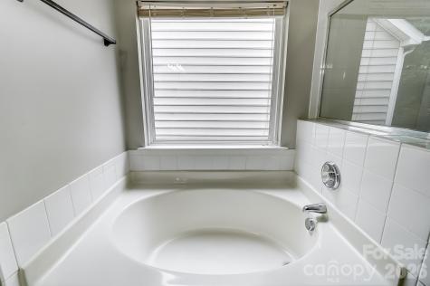 4914 Sunset Ridge Court Charlotte NC 28269