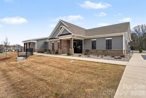 210 Eden Avenue Mooresville NC 28115