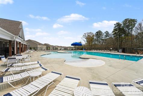 210 Eden Avenue Mooresville NC 28115