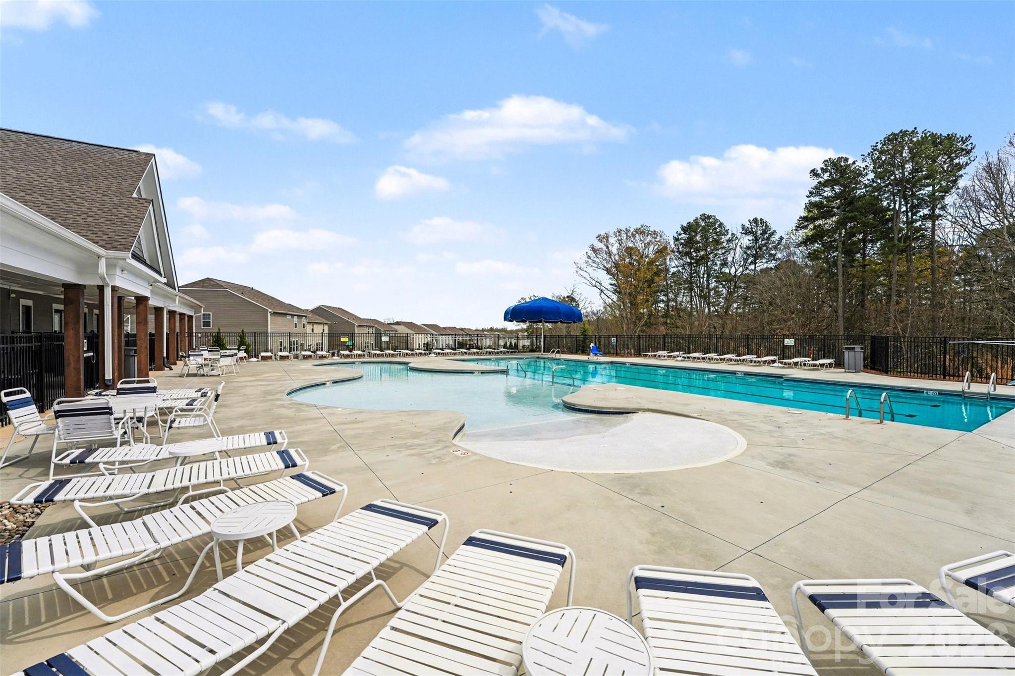 210 Eden Avenue Mooresville NC 28115