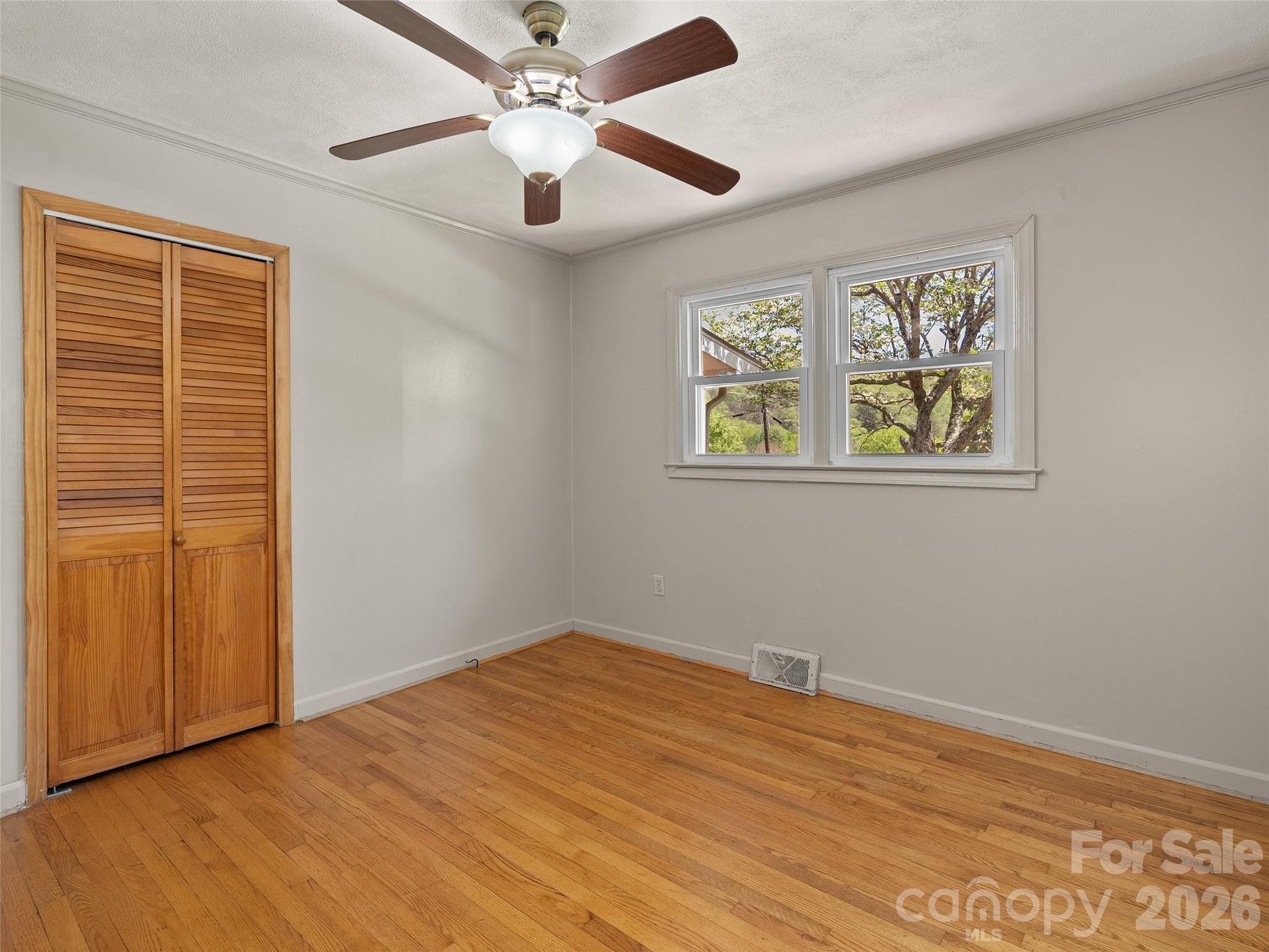17 W Farley Street Waynesville NC 28786