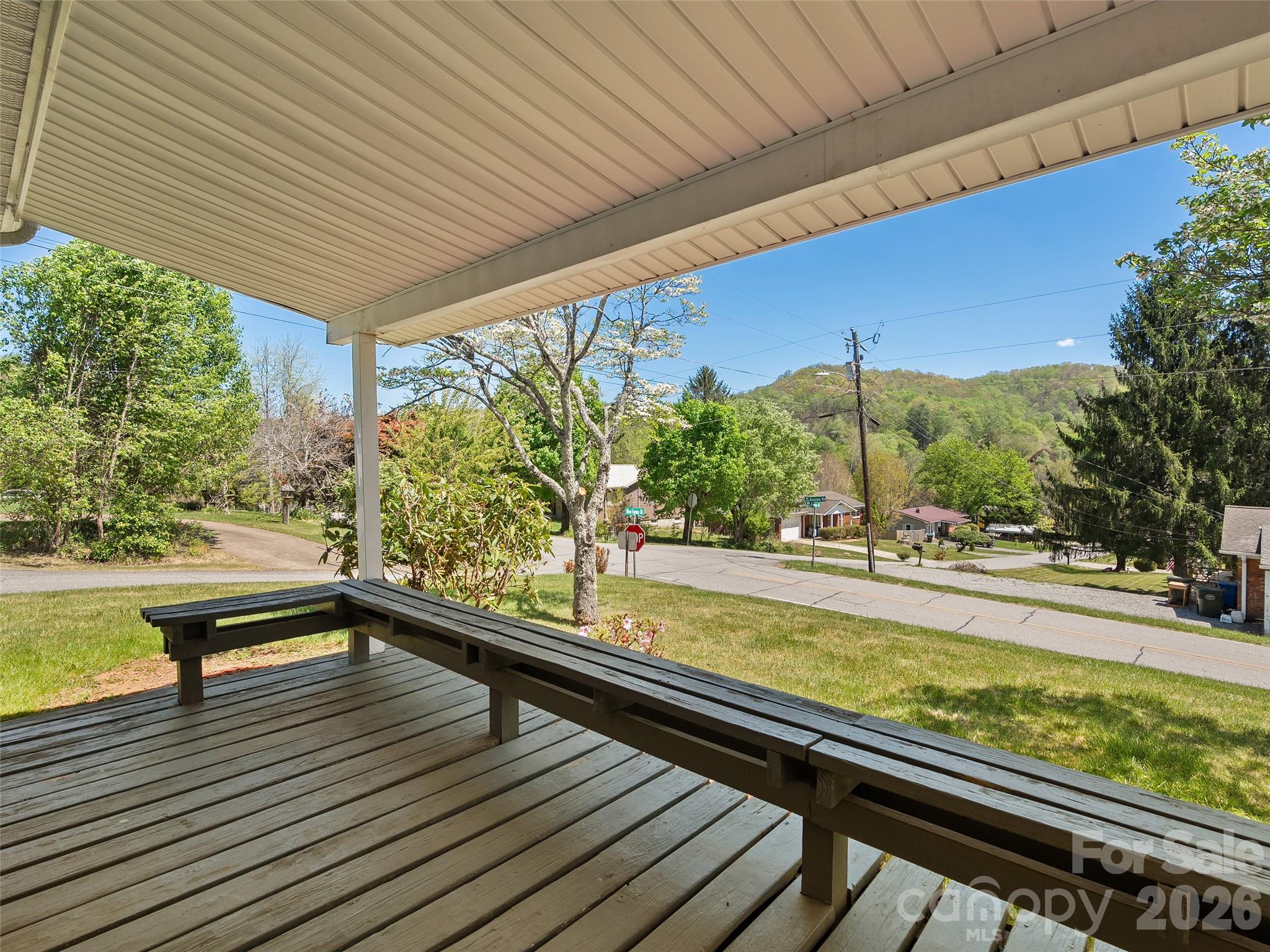 17 W Farley Street Waynesville NC 28786