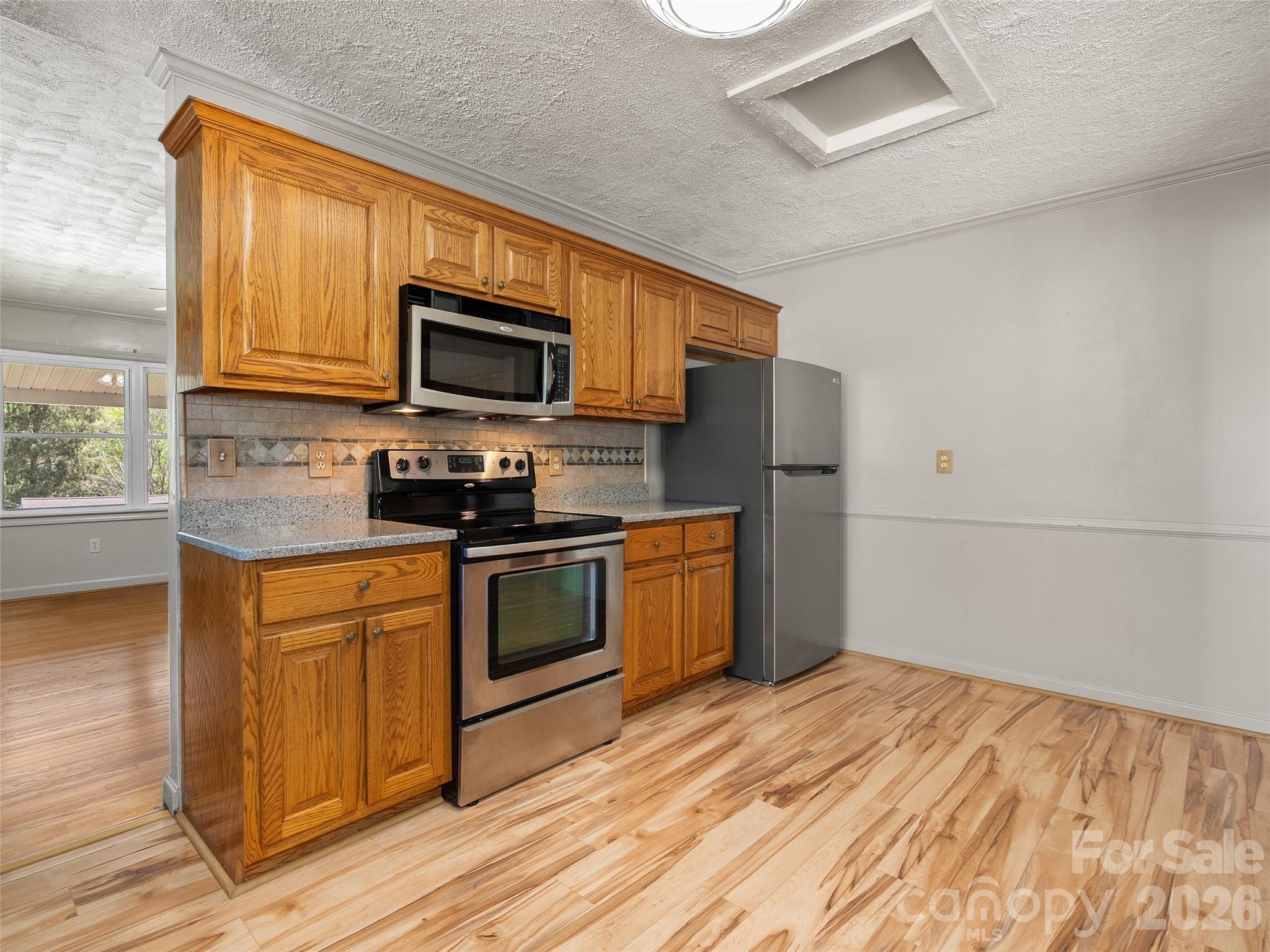 17 W Farley Street Waynesville NC 28786