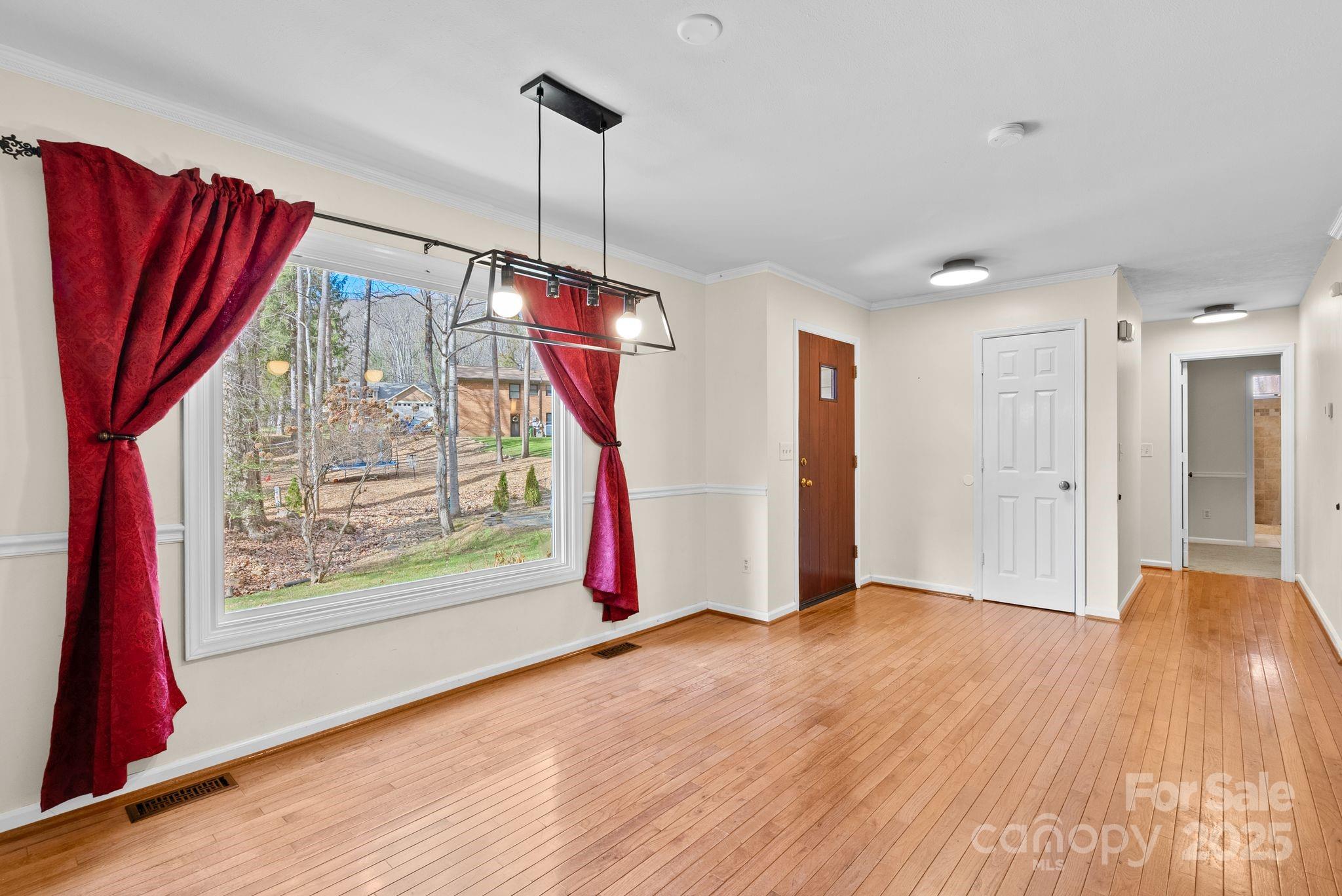 23 Ballantree Drive Asheville NC 28803