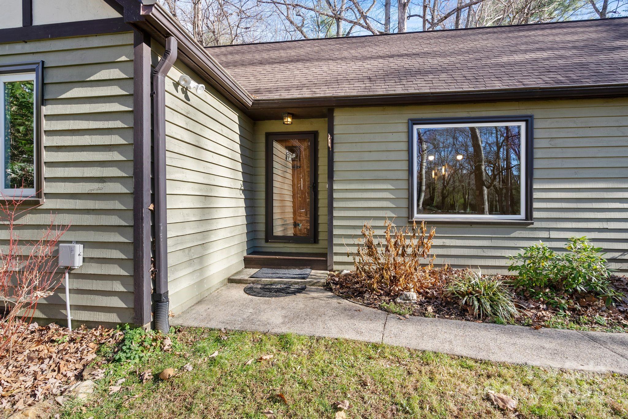 23 Ballantree Drive Asheville NC 28803