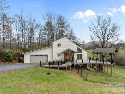 234 Justice Ridge Road Candler NC 28715