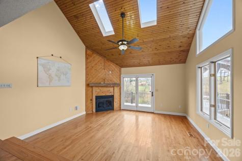 234 Justice Ridge Road Candler NC 28715