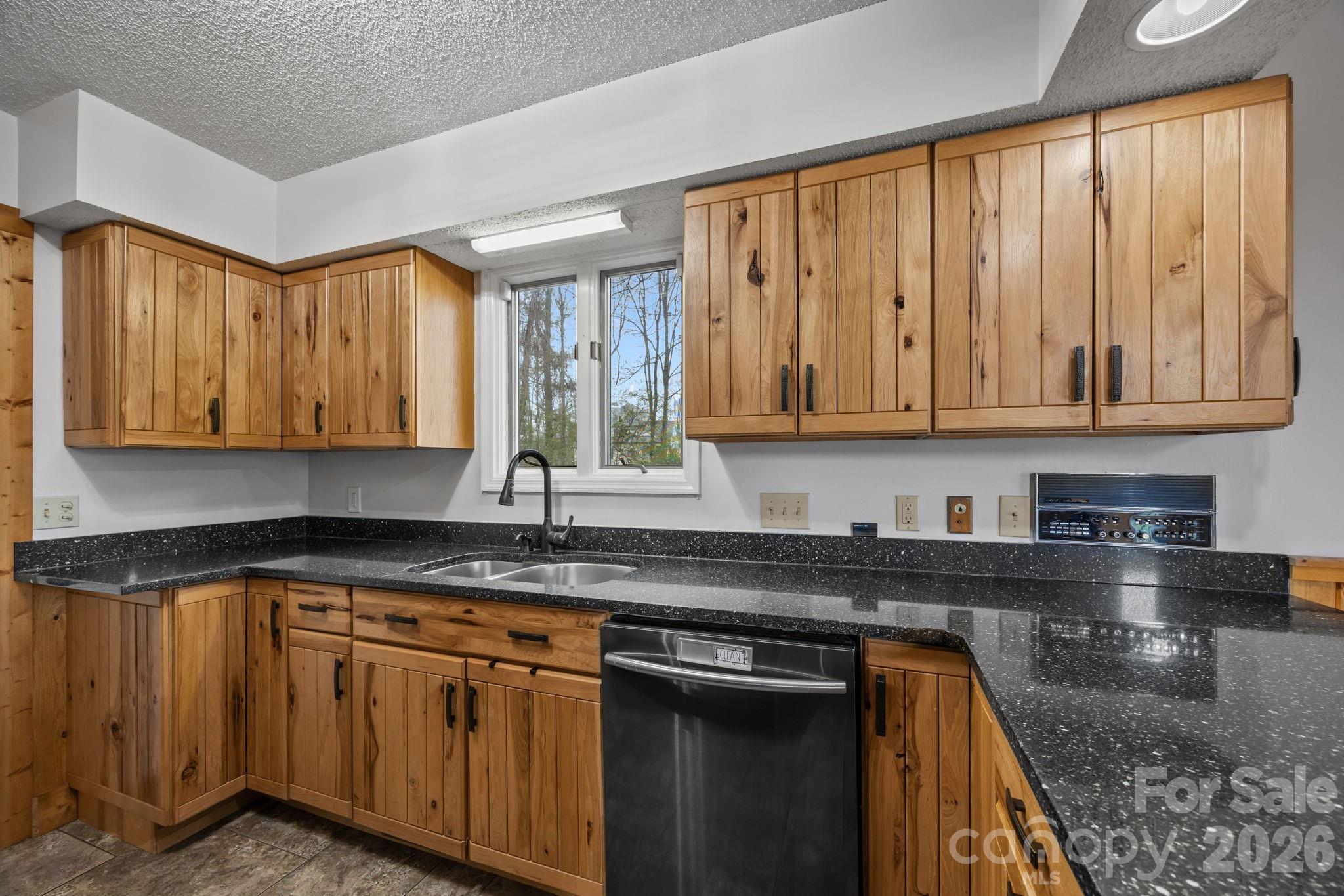 234 Justice Ridge Road Candler NC 28715