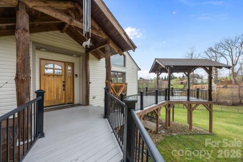234 Justice Ridge Road Candler NC 28715