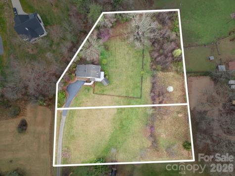 234 Justice Ridge Road Candler NC 28715