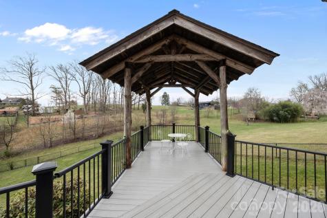 234 Justice Ridge Road Candler NC 28715