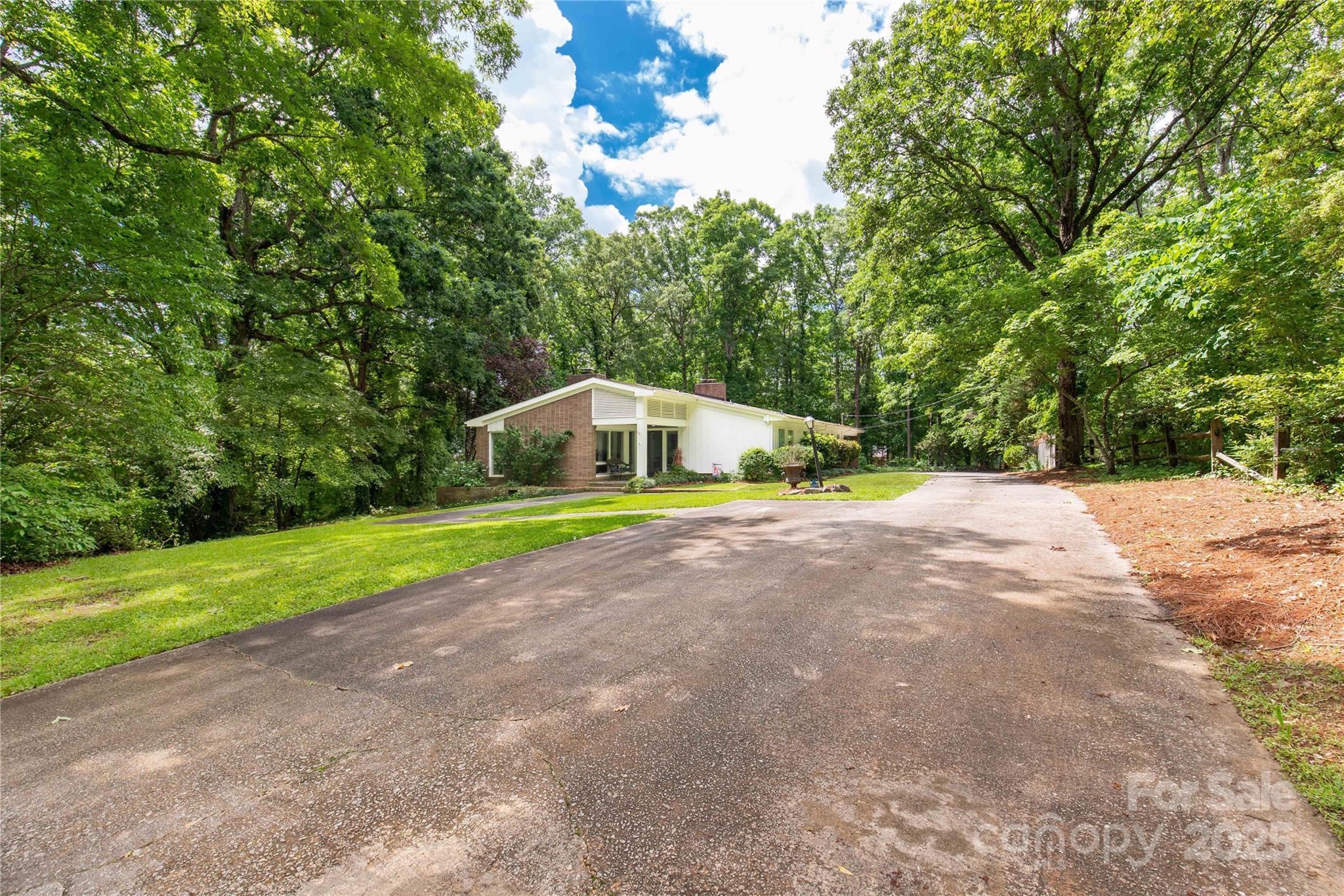 981 Sherwood Circle Lancaster SC 29720
