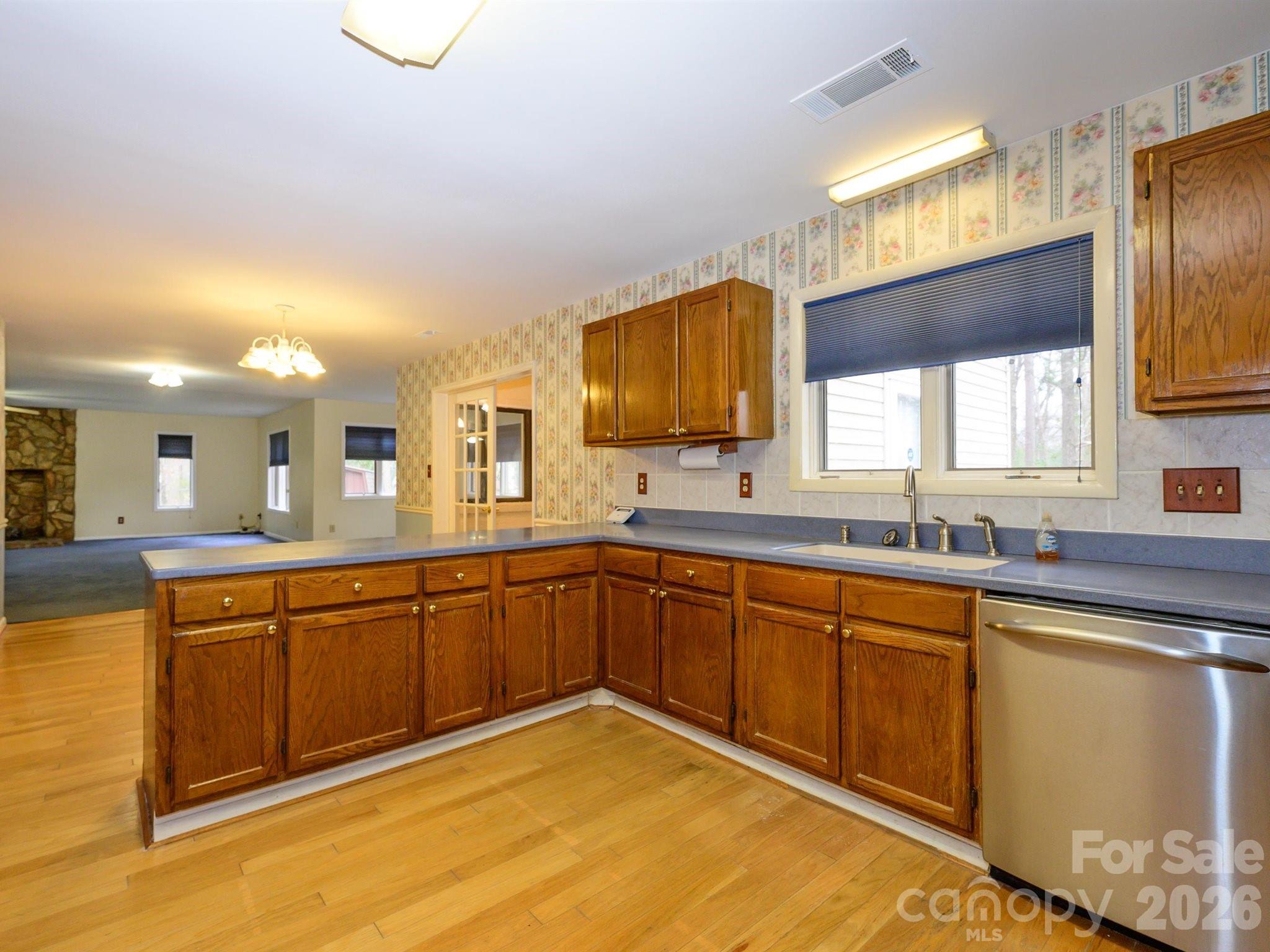 7600 Wallace Lane Charlotte NC 28212