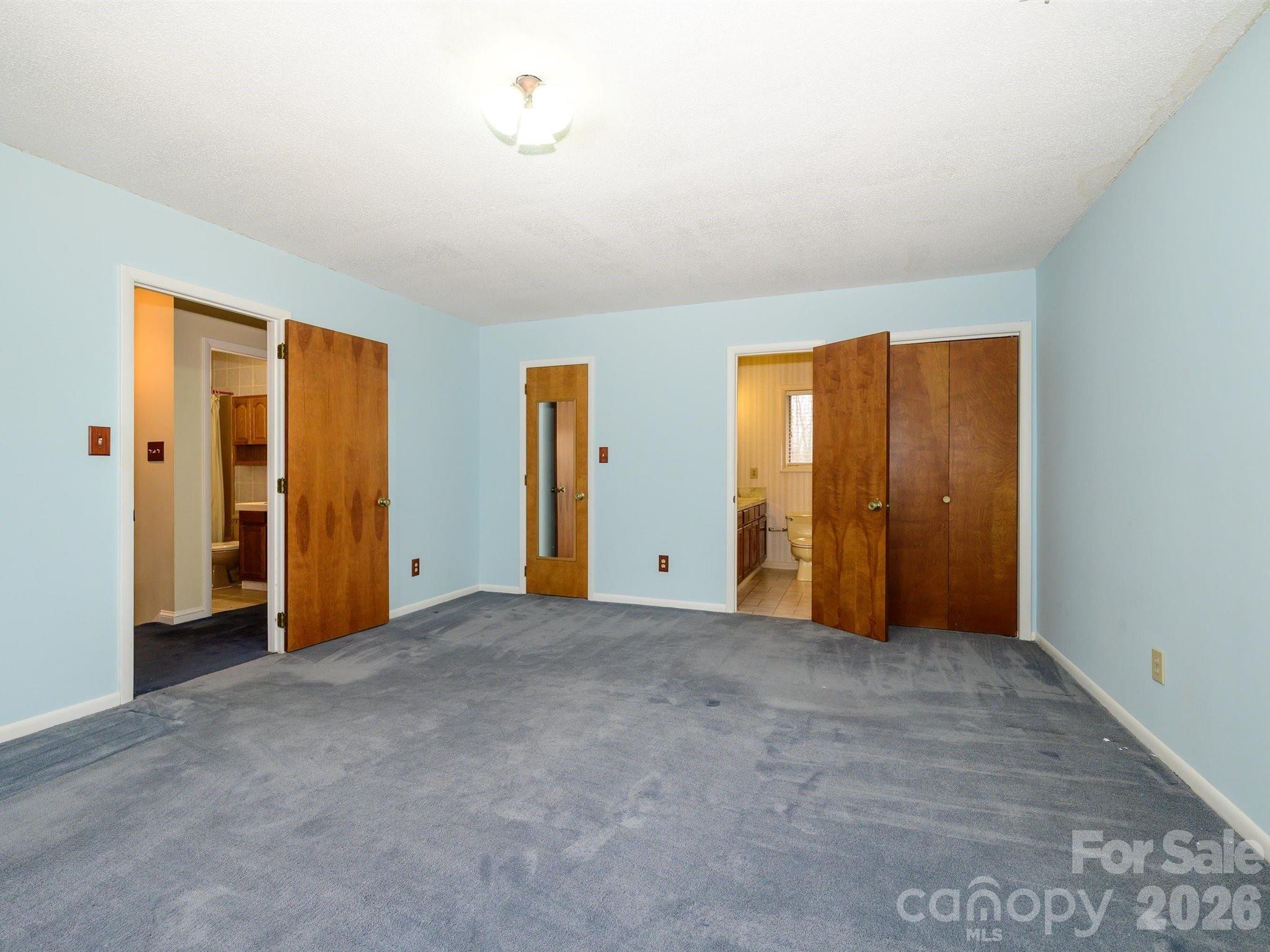 7600 Wallace Lane Charlotte NC 28212