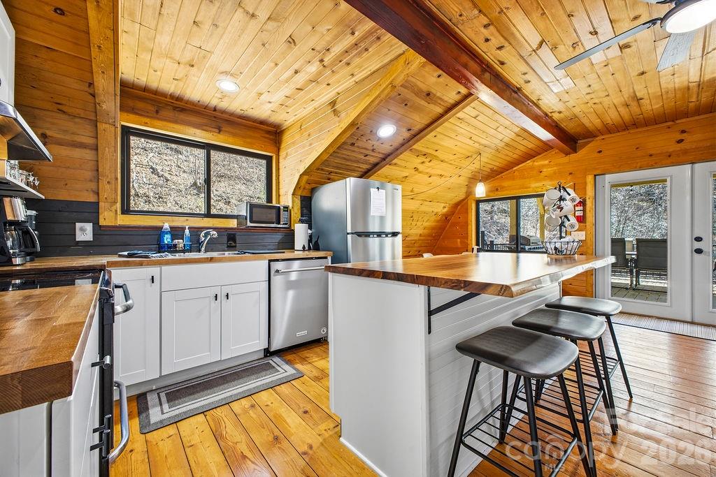 3138 Buffalo Creek Road Lake Lure NC 28746
