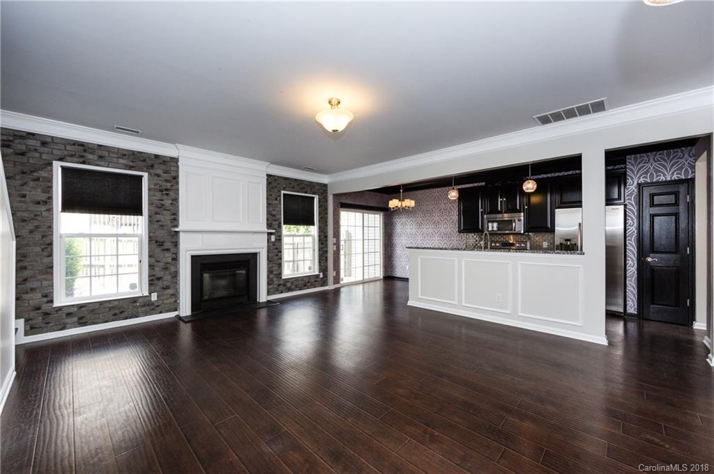 11714 Harsworth Lane Charlotte NC 28277