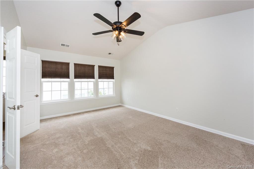 11714 Harsworth Lane Charlotte NC 28277