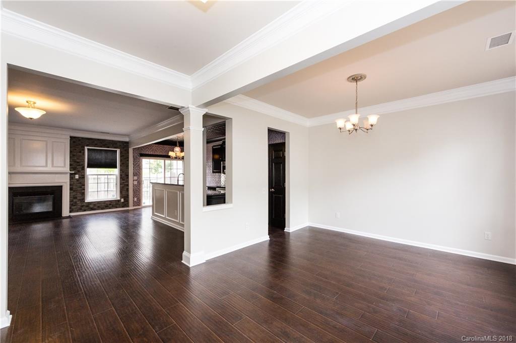 11714 Harsworth Lane Charlotte NC 28277