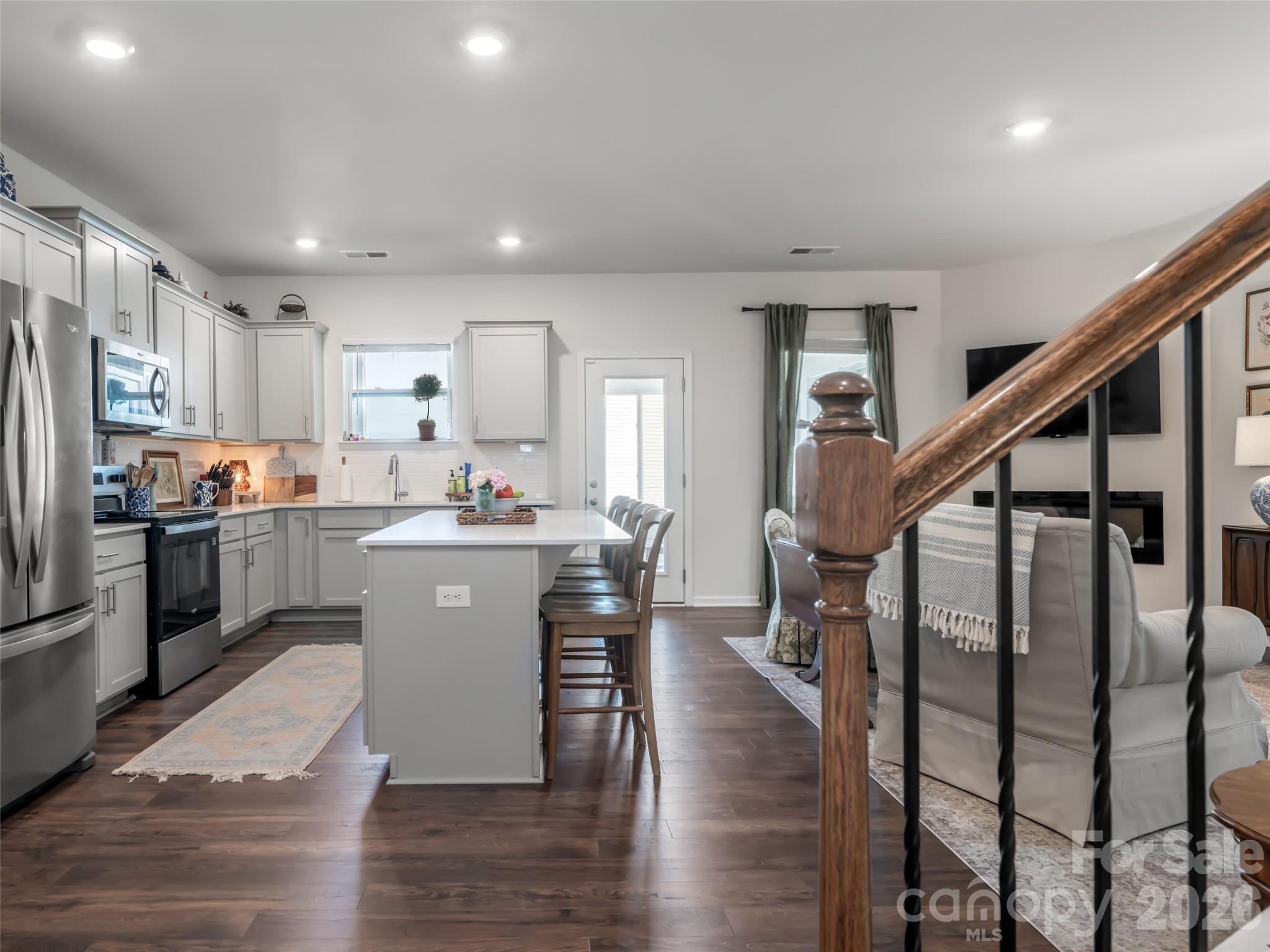 596 Country Oak Drive Asheville NC 28804