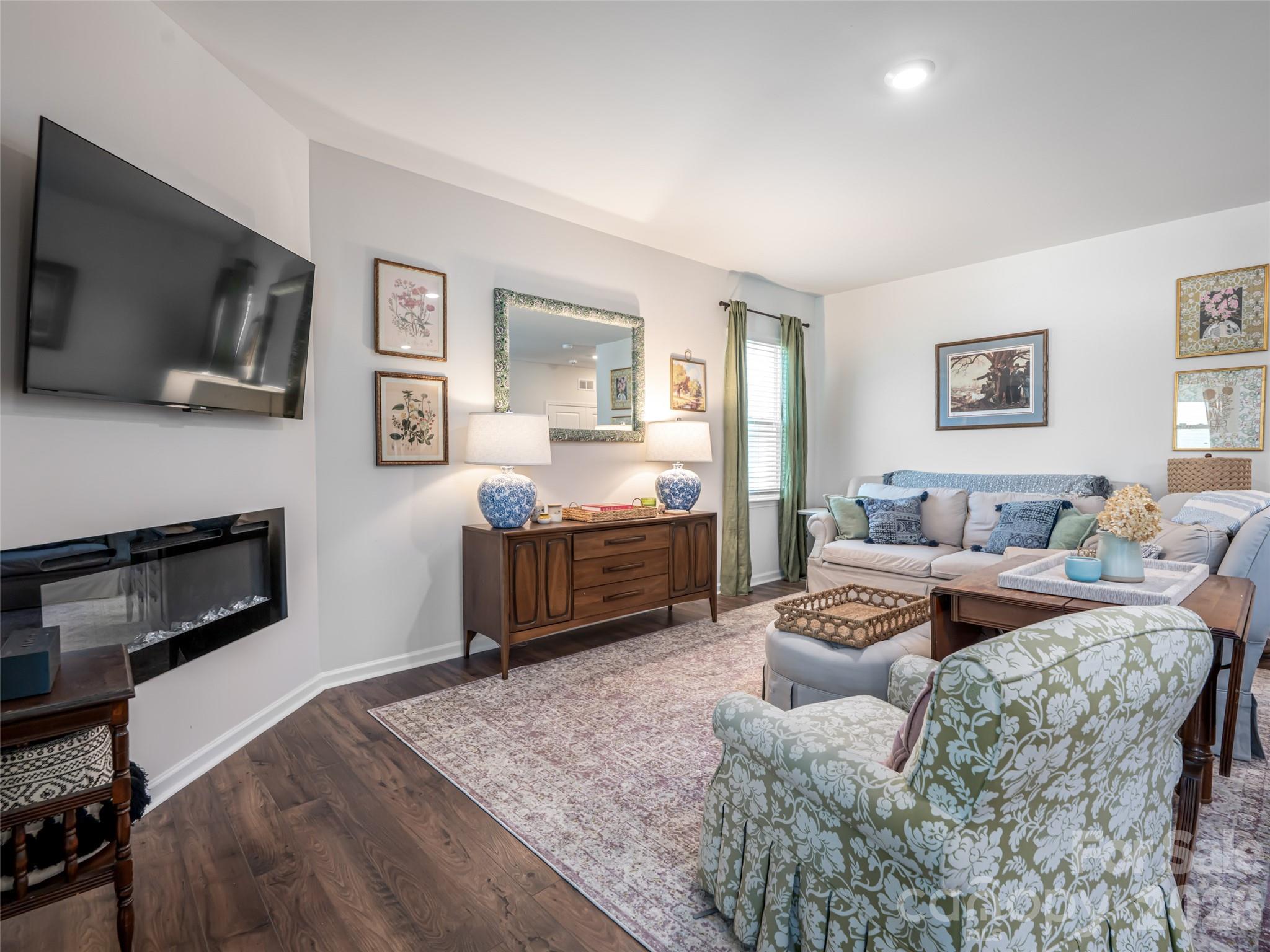 596 Country Oak Drive Asheville NC 28804