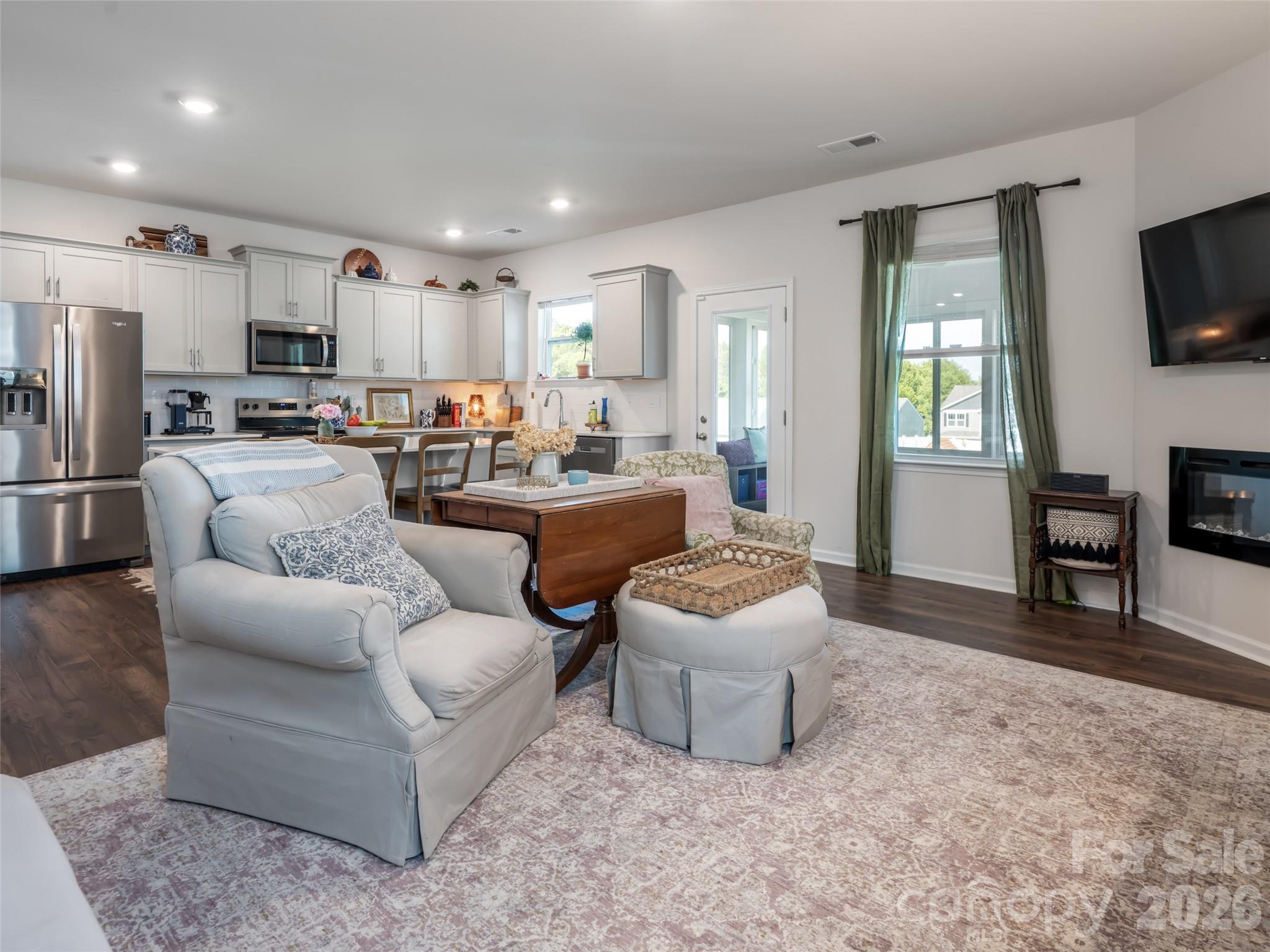 596 Country Oak Drive Asheville NC 28804