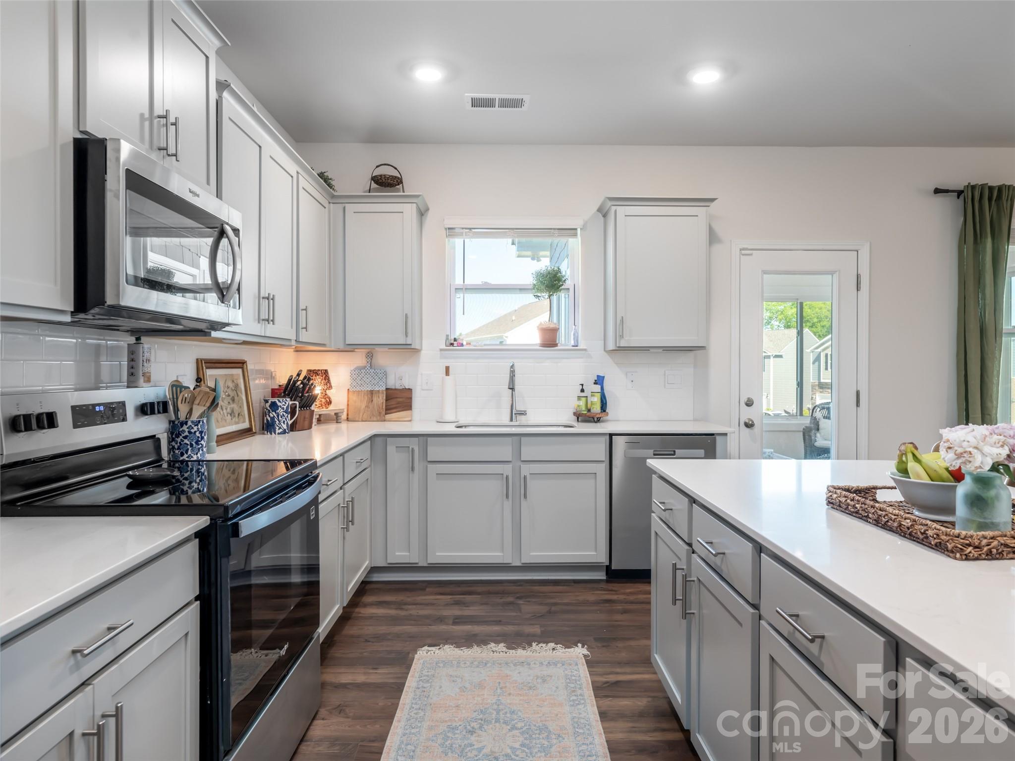 596 Country Oak Drive Asheville NC 28804