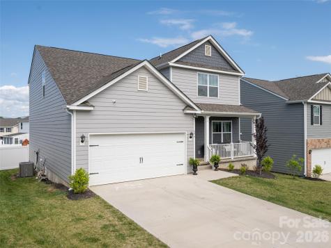 596 Country Oak Drive Asheville NC 28804