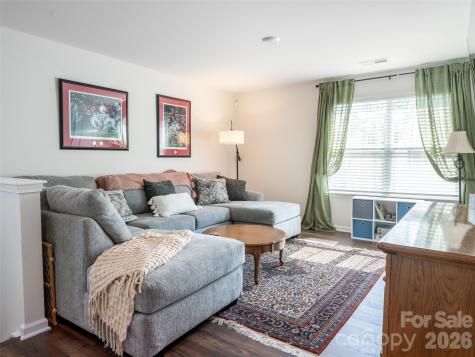 596 Country Oak Drive Asheville NC 28804