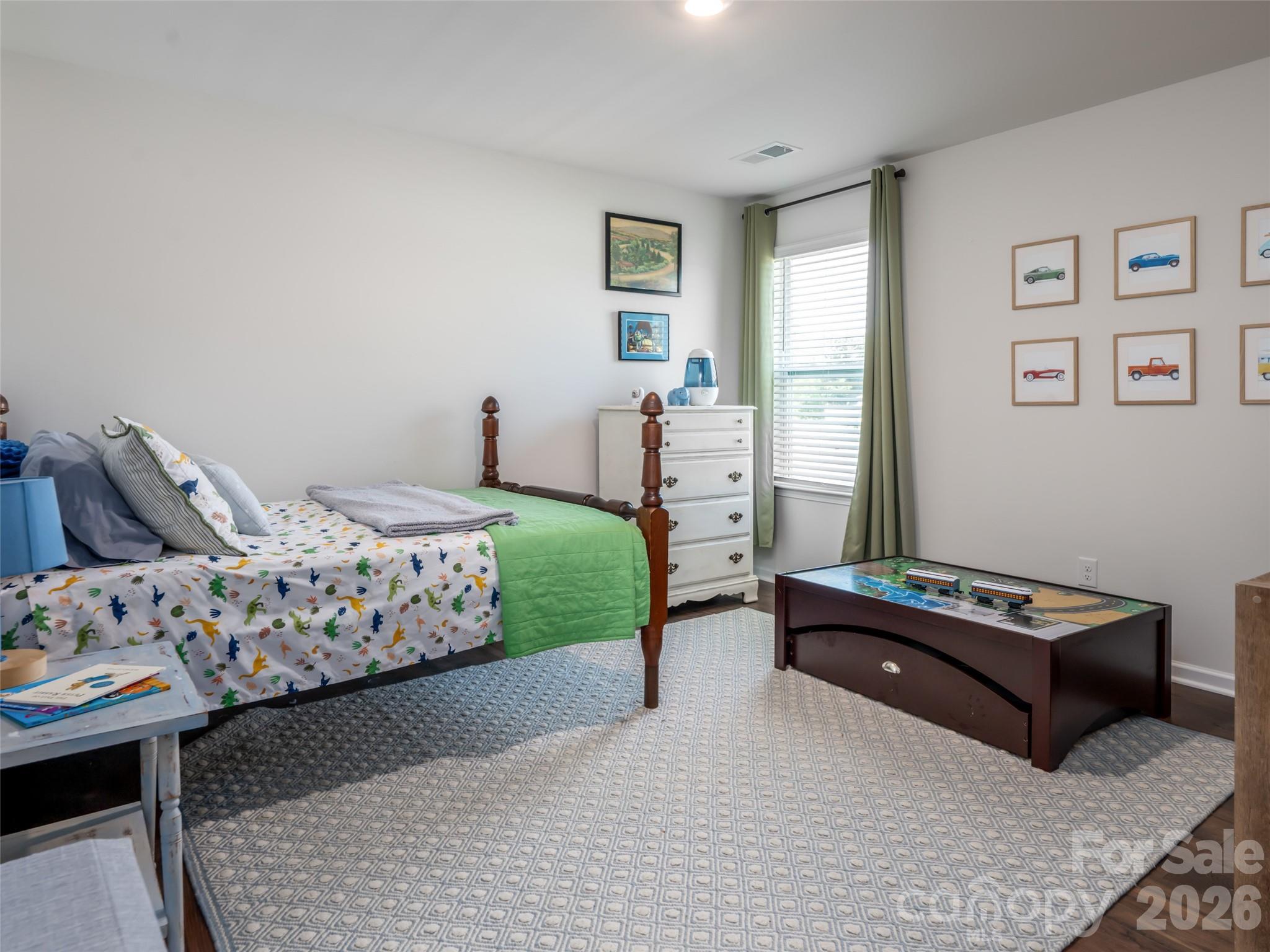596 Country Oak Drive Asheville NC 28804