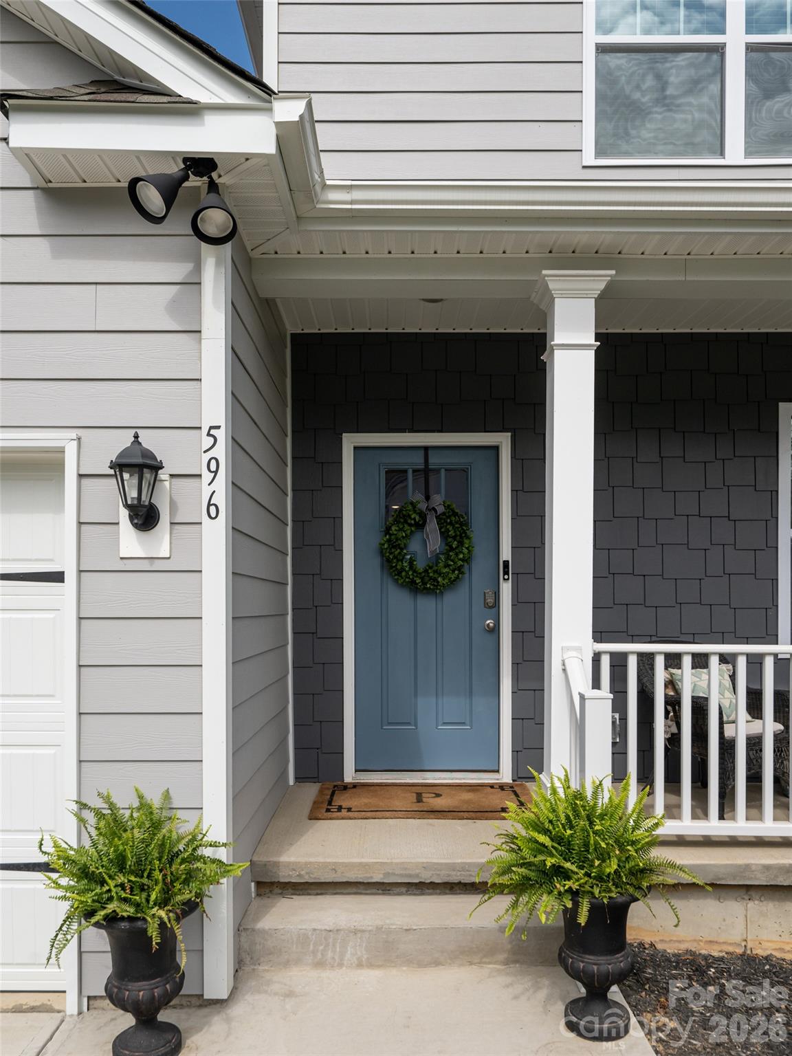 596 Country Oak Drive Asheville NC 28804