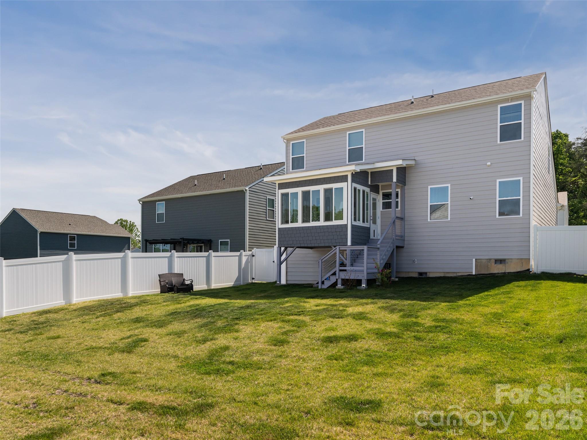 596 Country Oak Drive Asheville NC 28804