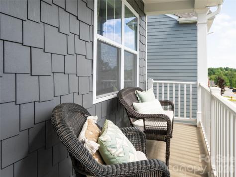 596 Country Oak Drive Asheville NC 28804