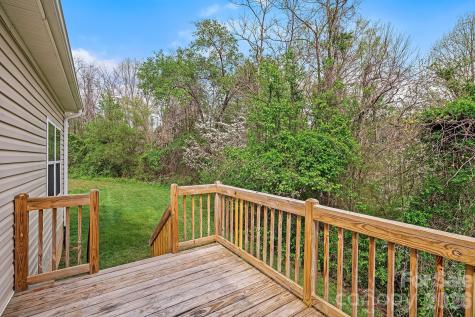 273 Green Acres Lane Marshall NC 28753