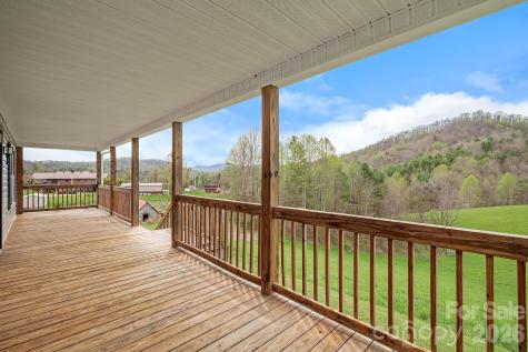 273 Green Acres Lane Marshall NC 28753