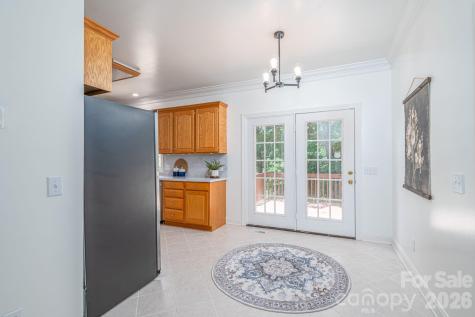 1535 20th Avenue Place NE Hickory NC 28601