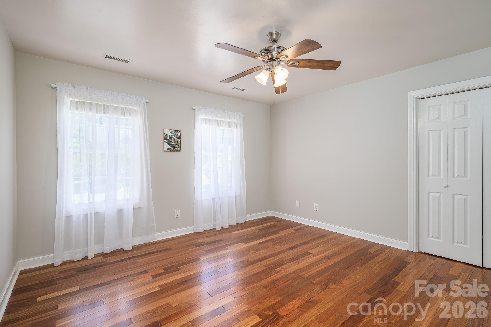 1535 20th Avenue Place NE Hickory NC 28601