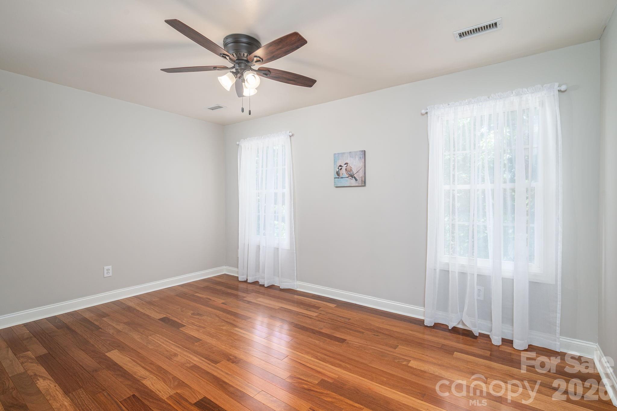 1535 20th Avenue Place NE Hickory NC 28601