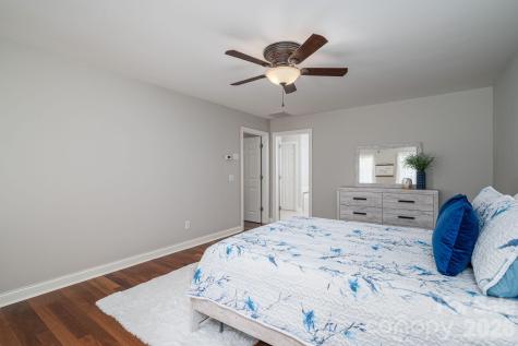 1535 20th Avenue Place NE Hickory NC 28601