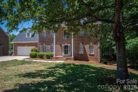 1535 20th Avenue Place NE Hickory NC 28601