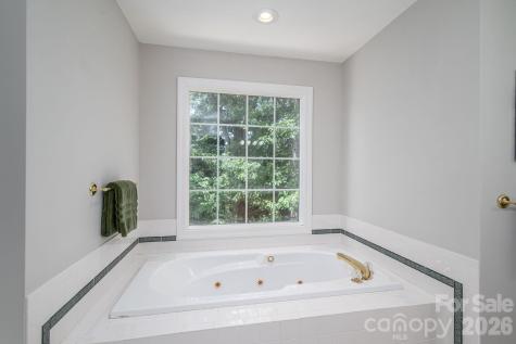 1535 20th Avenue Place NE Hickory NC 28601