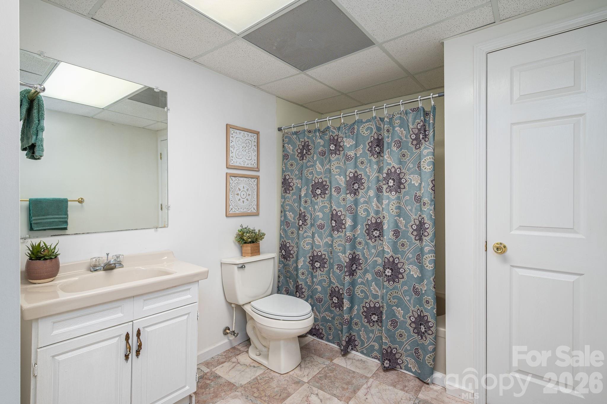 1535 20th Avenue Place NE Hickory NC 28601