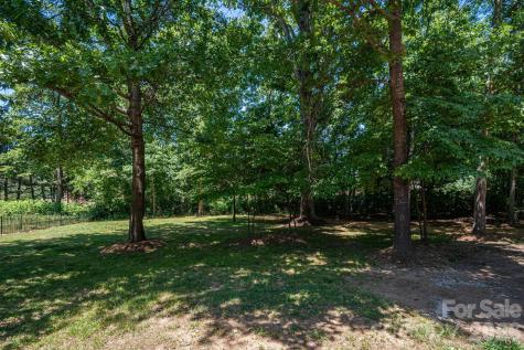 1535 20th Avenue Place NE Hickory NC 28601