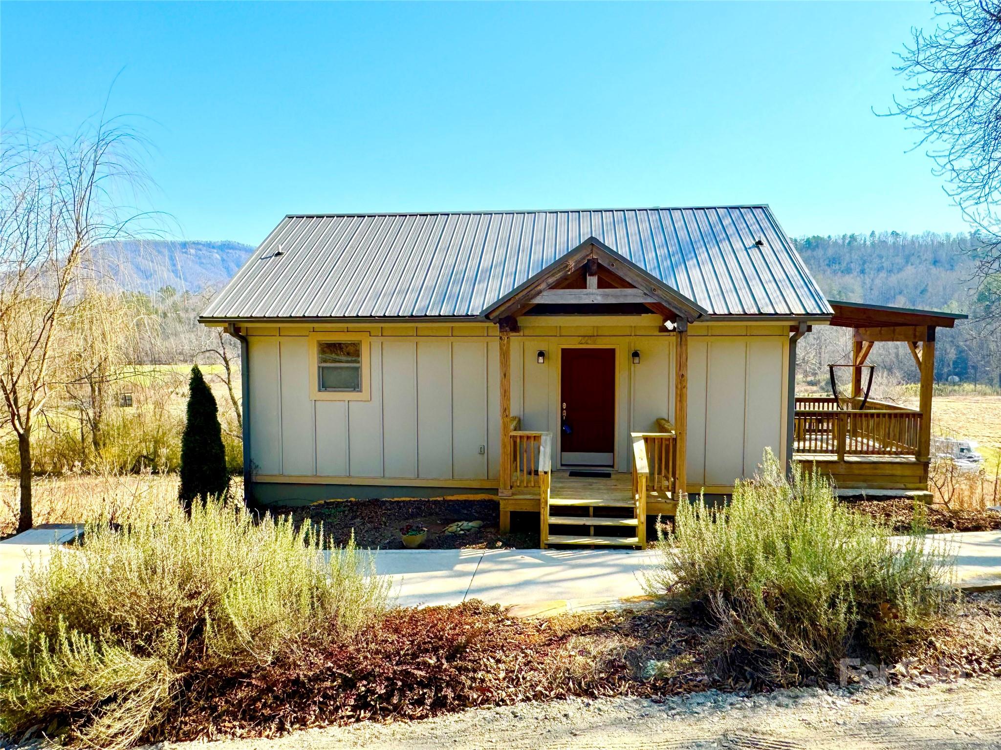 2217 Silvers Welch Road Old Fort NC 28762